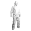 Buzo desechable de protección blanco ultra ligero con cremallera frontal.